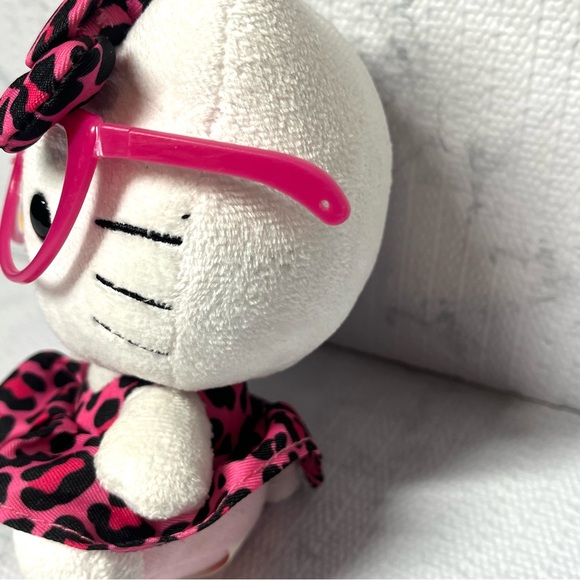 Ty & Jakks Pacific 2013 Hello Kitty by San Rio 5" Plush/Stuffed Animal. Set of 2 - Picture 7 of 11